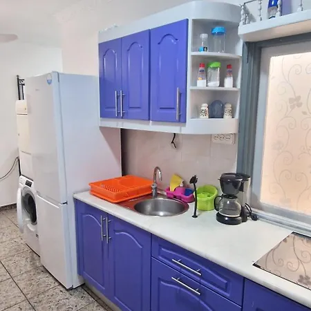 Airport Апартаменты *