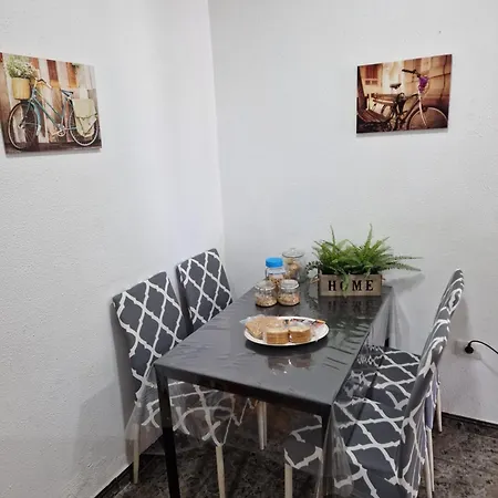 Airport * El Burrero